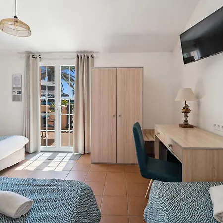 Cit'hotel De La Nartelle 3*